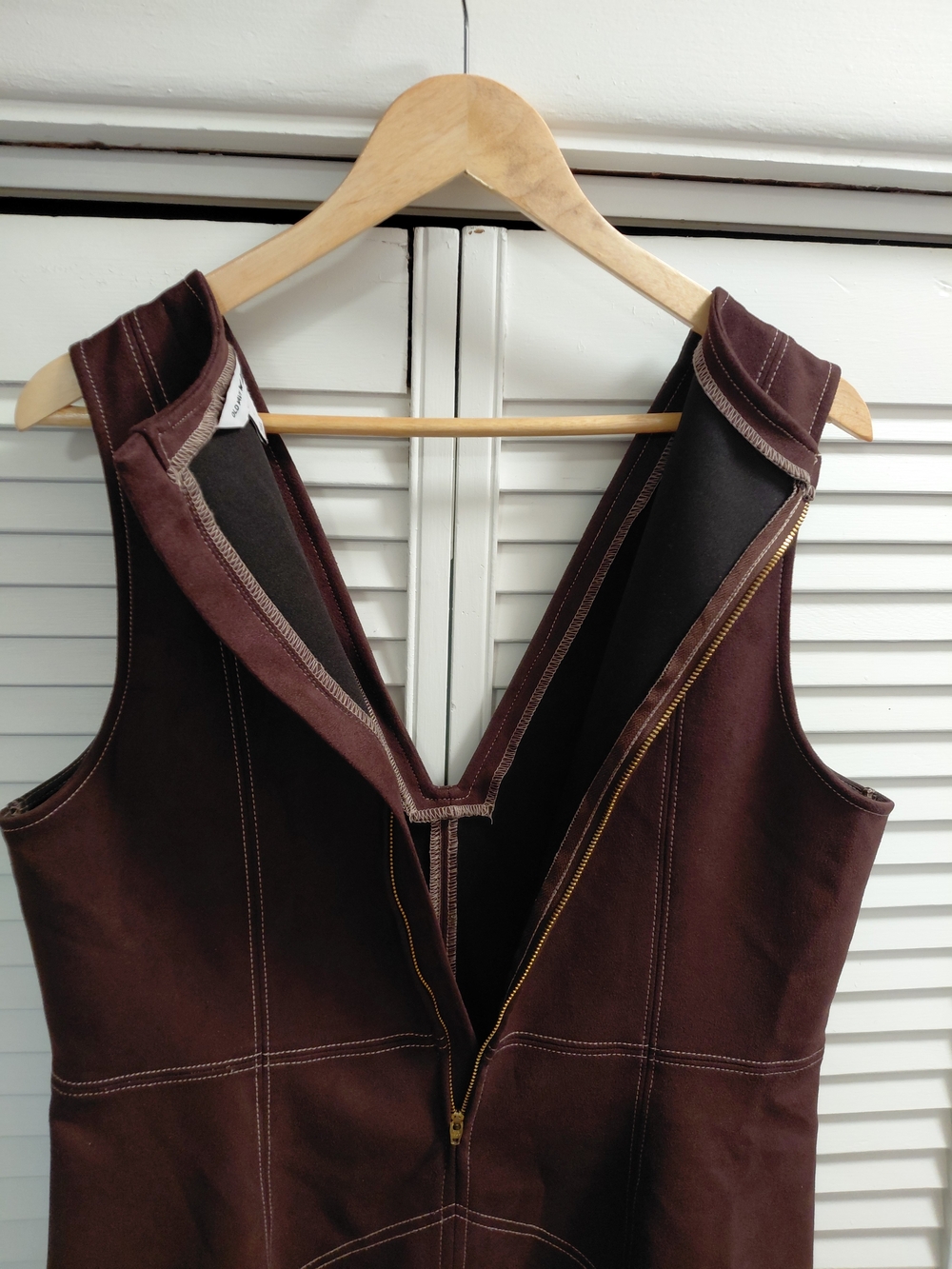 Anna Sui For Old Navy Brown Sleeveless V-Neck Mini Dress - Picture 6 of 8